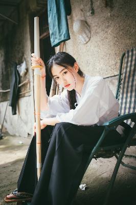 震惊！中文在线资源天堂WWW究竟藏着多少秘密？数字背后的真相大揭秘！